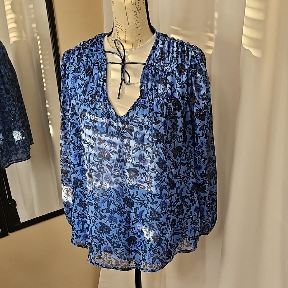 Old Navy Blue and Black Floral Blouse